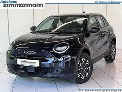 Schwarz Gebraucht 2024 Fiat 600 SUV | 21.750 € (Superpreis)