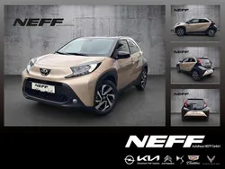 Ginger beige (4u9)/ black mica Neu 2025 Toyota Aygo Kleinwagen | 18.290 €