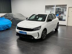 Jade weiß Gebraucht 2024 Opel Corsa GS Line Limousine | 15.600 € (Guter Preis)