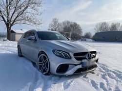 Silber Gebraucht 2019 Mercedes E63S AMG AMG Kombi | 61.999 € (Fairer Preis)