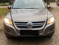 Grau Gebraucht 2008 VW Tiguan Track & Field SUV | 5.900 € (Fairer Preis)