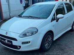 Weiß Gebraucht 2015 Fiat Punto Lounge Kleinwagen | 3.390 € (Fairer Preis)