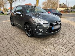 Grau Gebraucht 2012 Citroën DS3 Prestige Kleinwagen | 4.500 € (Fairer Preis)