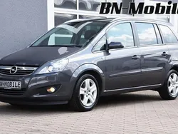Grau Gebraucht 2009 Opel Zafira Innovation Van / Kleinbus | 1.998 € (Superpreis)