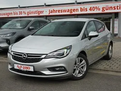 Silber Gebraucht 2019 Opel Astra Limousine | 15.990 € (Teuer)