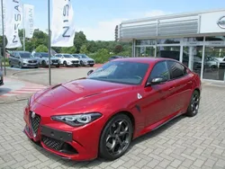 Rot Gebraucht 2024 Alfa Romeo Giulia Quadrifoglio Verde Limousine | 67.500 € (Guter Preis)