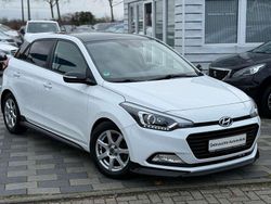 Weiß Gebraucht 2016 Hyundai i20 Sport Kleinwagen | 5.999 € (Superpreis)