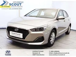 White sand / met Gebraucht 2019 Hyundai i30 Select Limousine | 14.970 € (Fairer Preis)
