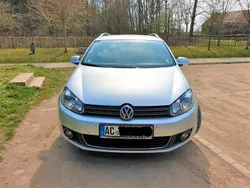Silber Gebraucht 2011 VW Golf VI Highline Kombi | 6.200 € (Fairer Preis)