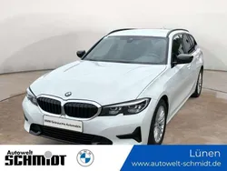 Alpinweiss 3 Gebraucht 2022 BMW 318 Sport Line Kombi | 20.690 € (Guter Preis)