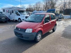 Rot Gebraucht 2012 Fiat Panda Dynamic Limousine | 850 €