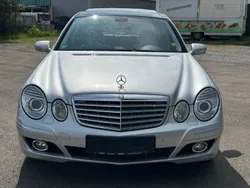 Silber Gebraucht 2006 Mercedes E350 Limousine | 8.990 € (Fairer Preis)