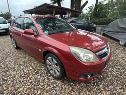 Rot Gebraucht 2008 Opel Signum Edition+ Kombi | 1.000 € (Guter Preis)