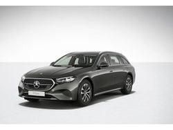 Grau Gebraucht 2024 Mercedes E220 Avantgarde Limousine | 47.890 € (Guter Preis)