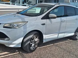 Weiß Gebraucht 2014 Ford Kuga Titanium SUV | 10.000 € (Fairer Preis)