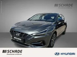 Grau Gebraucht 2021 Hyundai i30 Limousine | 22.490 € (Fairer Preis)