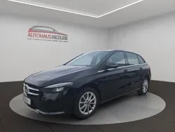 Schwarz Gebraucht 2021 Mercedes B250e Van / Kleinbus | 23.990 € (Superpreis)