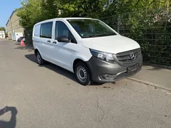 Weiß Gebraucht 2018 Mercedes Vito Van / Kleinbus | 9.980 € (Superpreis)