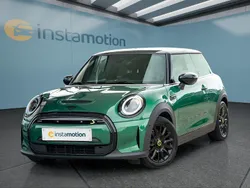 Grün Gebraucht 2022 Mini Cooper SE Kleinwagen | 21.849 € (Teuer)