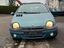 Grün Gebraucht 2004 Renault Twingo Initiale Kleinwagen | 950 € (Fairer Preis)