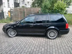 Schwarz Gebraucht 2001 VW Golf IV Kombi | 500 € (Guter Preis)