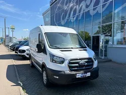 Frostweiß Gebraucht 2023 Ford Econoline Trend Van | 49.990 €
