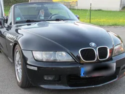 Schwarz Gebraucht 2003 BMW Z3 Cabrio | 11.300 €