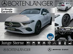 Weiß Gebraucht 2024 Mercedes A180 Advanced Limousine | 28.458 € (Fairer Preis)