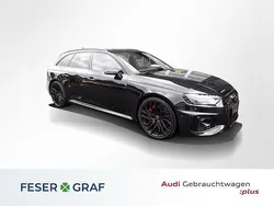 Mythosschwarz metallic Gebraucht 2023 Audi RS4 Ambiente Kombi | 69.777 € (Fairer Preis)