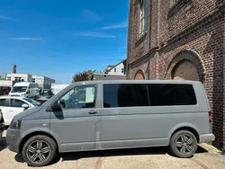 Grau Gebraucht 2013 VW T5 Van | 8.500 €