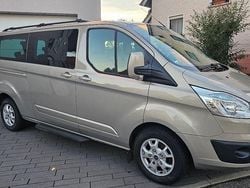 Gold Gebraucht 2013 Ford Tourneo Titanium Van / Kleinbus | 16.500 € (Etwas zu teuer)