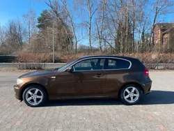 Braun Gebraucht 2011 BMW 116 Lifestyle Kleinwagen | 3.300 € (Fairer Preis)