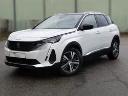Lack weiss perlglänzend/metall Gebraucht 2020 Peugeot 3008 Allure SUV | 24.399 € (Etwas zu teuer)