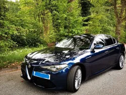 Blau Gebraucht 2017 Alfa Romeo Giulia Veloce Limousine | 25.900 € (Fairer Preis)