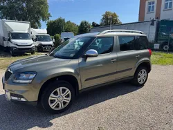 Grün Gebraucht 2014 Skoda Yeti Active SUV | 7.450 € (Guter Preis)