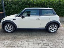 Beige Gebraucht 2008 Mini Cooper Kleinwagen | 2.300 € (Fairer Preis)