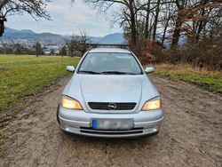 Grau Gebraucht 2004 Opel Astra Kombi | 1.500 €