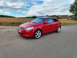 Rot Gebraucht 2008 Kia Ceed Coupé | 3.799 € (Teuer)