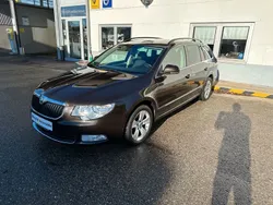 Braun Gebraucht 2013 Skoda Superb Ambition Kombi | 9.999 € (Fairer Preis)