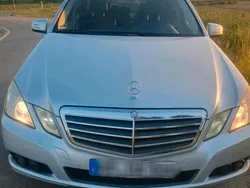 Silber Gebraucht 2009 Mercedes E220 Limousine | 8.000 € (Fairer Preis)