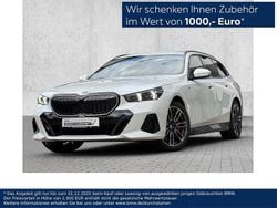 Weiß Gebraucht 2024 BMW 540 M Sport Kombi | 64.390 €