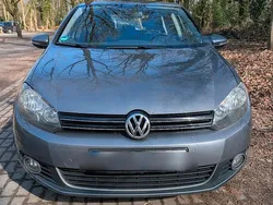 Grau Gebraucht 2009 VW Golf VI Highline Limousine | 3.850 € (Teuer)