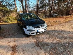 Schwarz Gebraucht 2006 VW Golf V Kleinwagen | 3.200 € (Guter Preis)