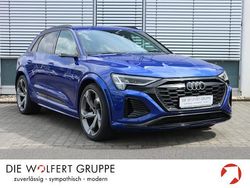 Blau Gebraucht 2023 Audi SQ8 e-tron Sport SUV | 70.480 € (Guter Preis)