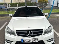 Weiß Gebraucht 2011 Mercedes C350 Edition 1 Coupé | 15.500 € (Fairer Preis)