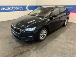 Schwarz Gebraucht 2024 Skoda Octavia Selection Kombi | 28.400 € (Guter Preis)