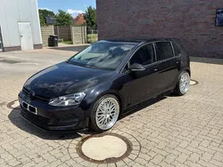 Schwarz Gebraucht 2013 VW Golf VII Comfortline Limousine | 10.900 € (Etwas zu teuer)