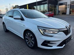 Weiß Gebraucht 2022 Renault Mégane IV Intens Limousine | 18.990 € (Fairer Preis)