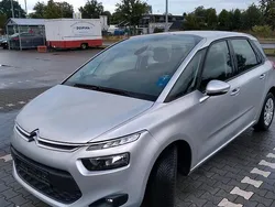 Silber Gebraucht 2016 Citroën C4 Kombi | 9.000 € (Fairer Preis)