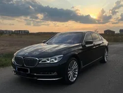 Schwarz Gebraucht 2016 BMW 750L Limousine | 46.900 € (Teuer)